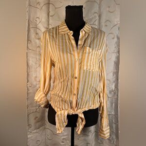 Love Tree - Ultra Soft Semi-Sheer Mustard Button-Up Tie-Front - S